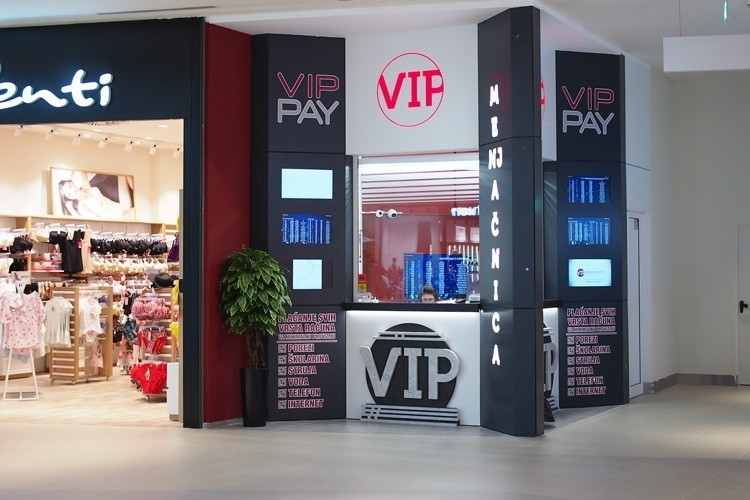Menjačnica VIP u novootvorenom shopping centru Ada Mall